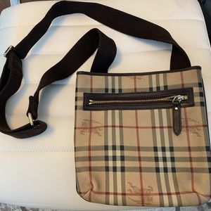 Authentic Burberry crossbody canvas messenger bag